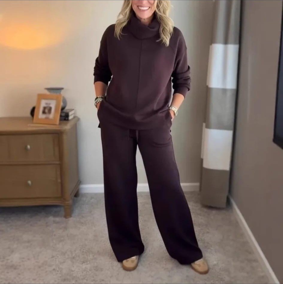 Conjunto Túnica Cuello Alto y Pantalón