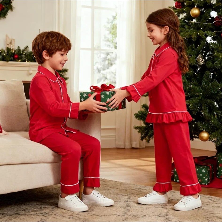 Pijama Clásica Roja para Niños