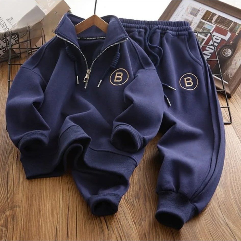 Conjunto Deportivo Azul Marino Con Logo B